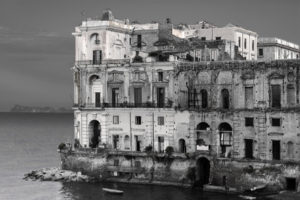 palazzo-donnanna-a-posillipo