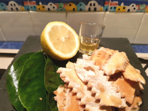 chiacchiere al limoncello