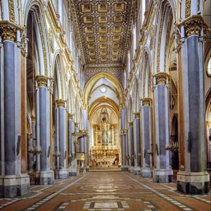 Navata-basilica-San-Domenico-Maggiore-Napoli