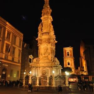 Passeggita tra Paizza del Gesù, Piazza San Domenico Maggiore alla ricerca di pastori ( (21)