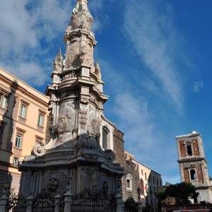 Passeggita tra Paizza del Gesù, Piazza San Domenico Maggiore alla ricerca di pastori ( (25)