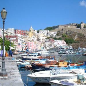 A Procida, la Marina della Corricella