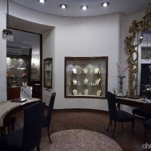 L’interno dello shoroom della Gioielleria Gallotta