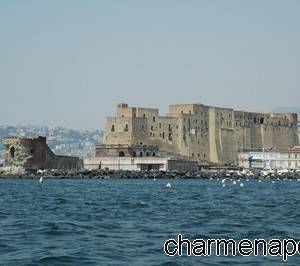 Veduta da sud est dell’isolotto di Megaride dove sorge il Castel dell’Ovo
