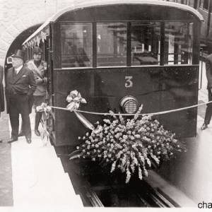 Foto storica dell’inaugurazione della funicolare di Mergellina