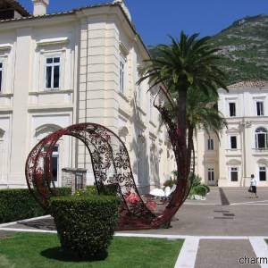 Installazione contemporanea nel Complesso Monumentale di San Leucio
