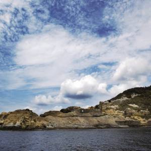 La zona archeologica della collina di Posillipo vista da mare