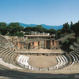 Scavi di Pompei, Il teatro Grande