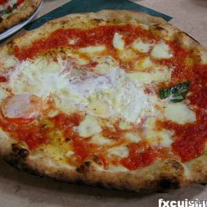Pizza napoletana
