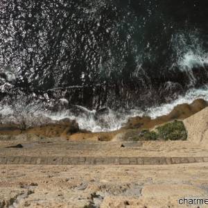 Le mura del Castel dell’Ovo