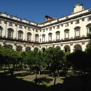 chiostro grande complesso Girolamini