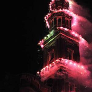 ncendio del campanile della Chiesa del Carmine per la festa alla Madonna Bruna