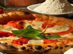Pizza Napoli