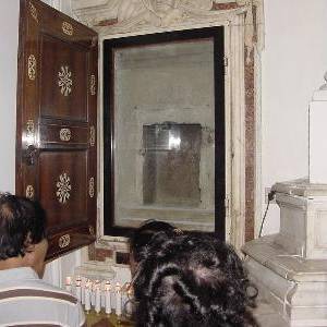 pietra decapitazione san gennaro