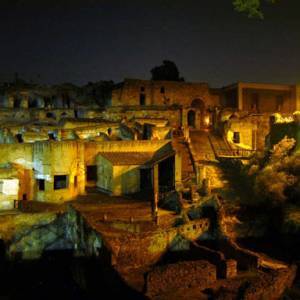 porta marina pompei di notte
