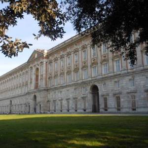 reggia caserta facciata