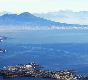 vesuvio domina golfo napoli
