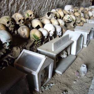 teschi Cimitero Fontanelle