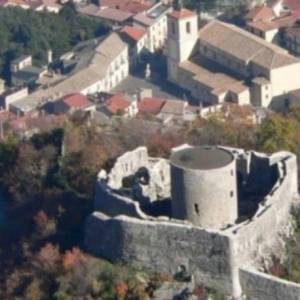 Montella, il castello visto dall’alto