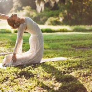 Pratiche  yoga nel parco
