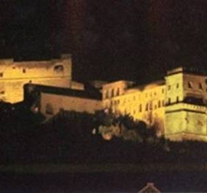 Castel Sant’Elmo e la collina di San Martino di notte