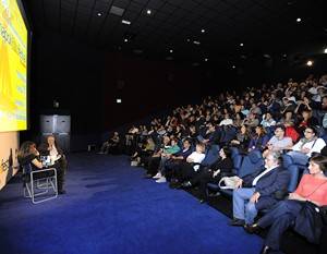 Folla di spettatori per il Napoli Film Festival