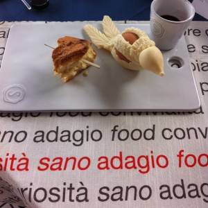 Un’originale creazione di colomba