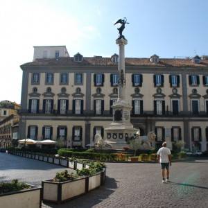 Napoli, piazza dei Martiri