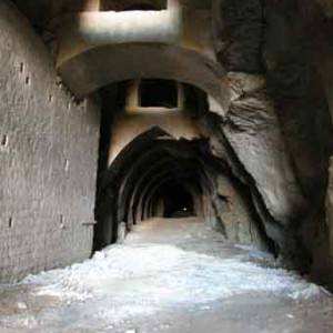 La Crypta Neapolitana