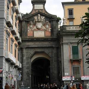 Napoli, Port’Alba