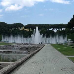 Napoli, lo spettacolo dei giardini della Mostra d’Oltremare