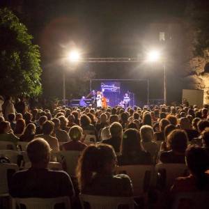 Tempio di Nettuno, concerto di notte