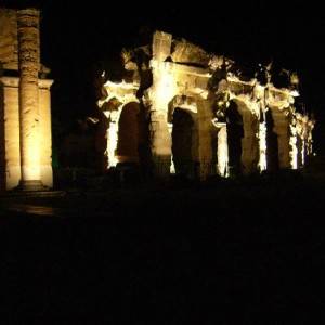 L’anfiteatro di sera