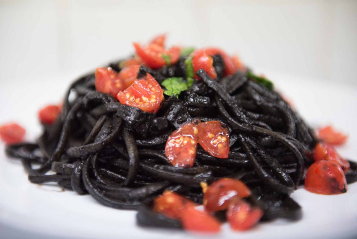 spaghetti al nero di seppia