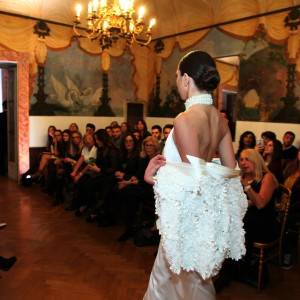 Eleganza e fascino secondo Caruso (foto Mimmo Fontanella)