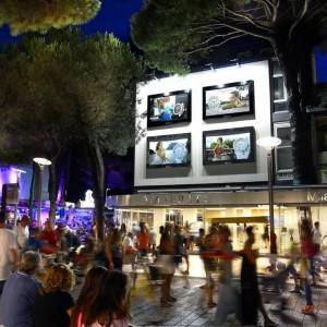 La pubblicità di Capri Watch a Milano Marittima