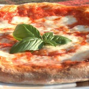 Pizza napoletana