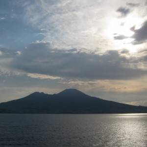 Il Vesuvio visto dal mare
