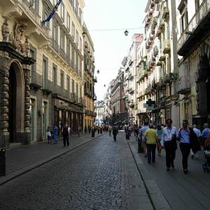 Napoli, via Toledo