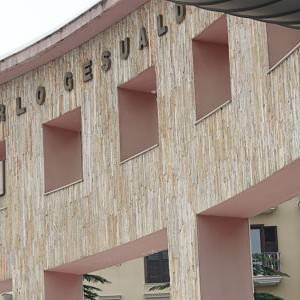 Avellino, l’esterno del teatro “Carlo Gesualdo”