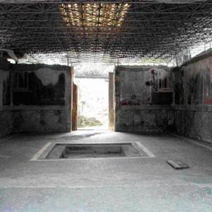 L’interno di uno dei vani della Villa di Arianna