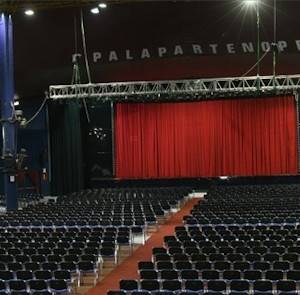 Napoli, il teatro Palapartenope