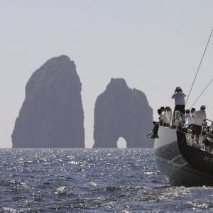 Spettacolo al largo dei Faraglioni