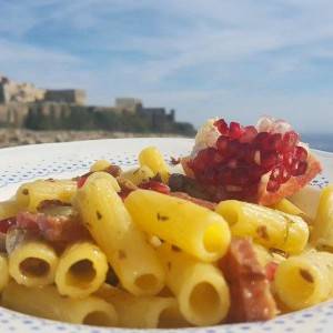 rigatoni funghi salame melagrana