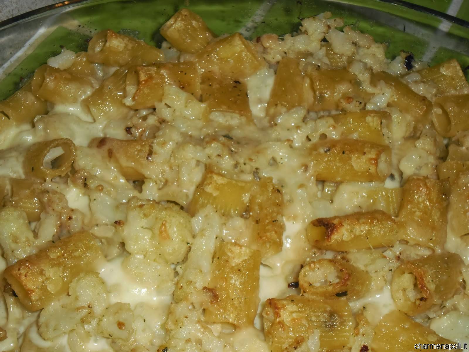 Pasta Cavolfiore E Provola In Salsa Di Besciamella Gratinata Al Forno Uaooo E Che Piatto Ricco Charme