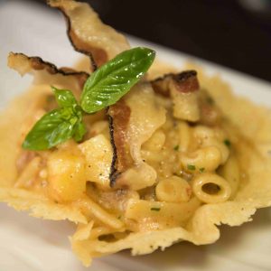 ristorante pizzeria centro storico napoli casa tua al duomo