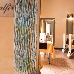 ristorante pizzeria centro storico napoli casa tua al duomo