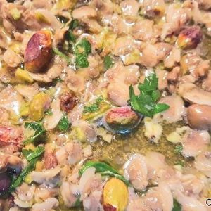 spaghetti vongole pistacchio