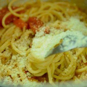 spaghetti pomodoro napoli storia