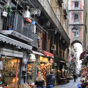 VIA SAN GREGORIO ARMENO STRADA PRESEPE